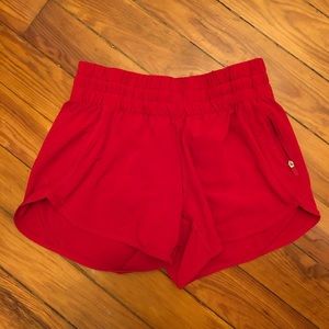 Lululemon tracker shorts
